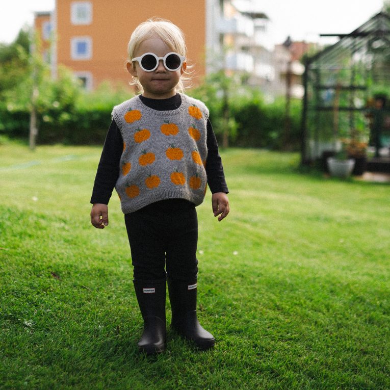Fruity Slipover KIDS - opskrift gratis sammen med garn