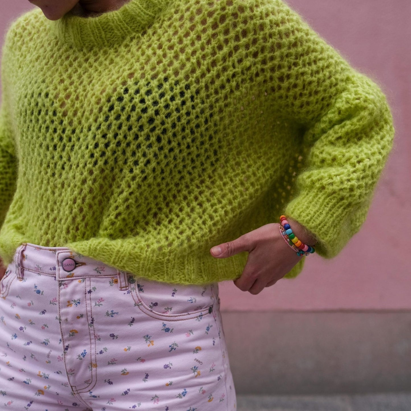 Kiwi Sweater - gratis sammen med garn