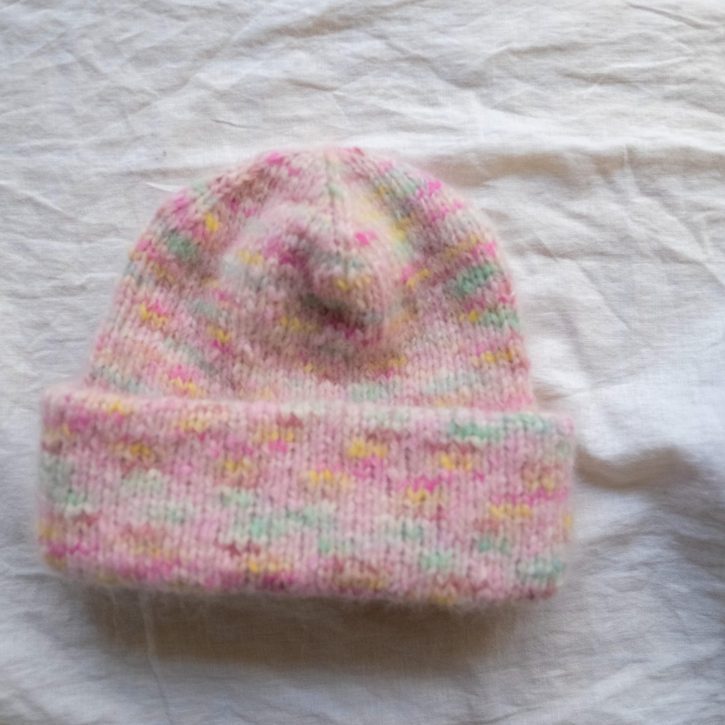 BonBon POKER FACE BEANIE - gratis sammen med garn