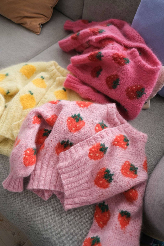 🍓Garnkit: Fruity Cardigan med Jordbær
