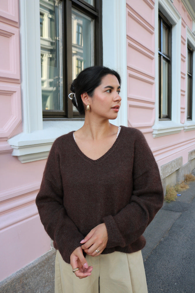 Li V-genser – STRIKKEKIT fra Rauma Garn | Lun Merino & Mild Mohair