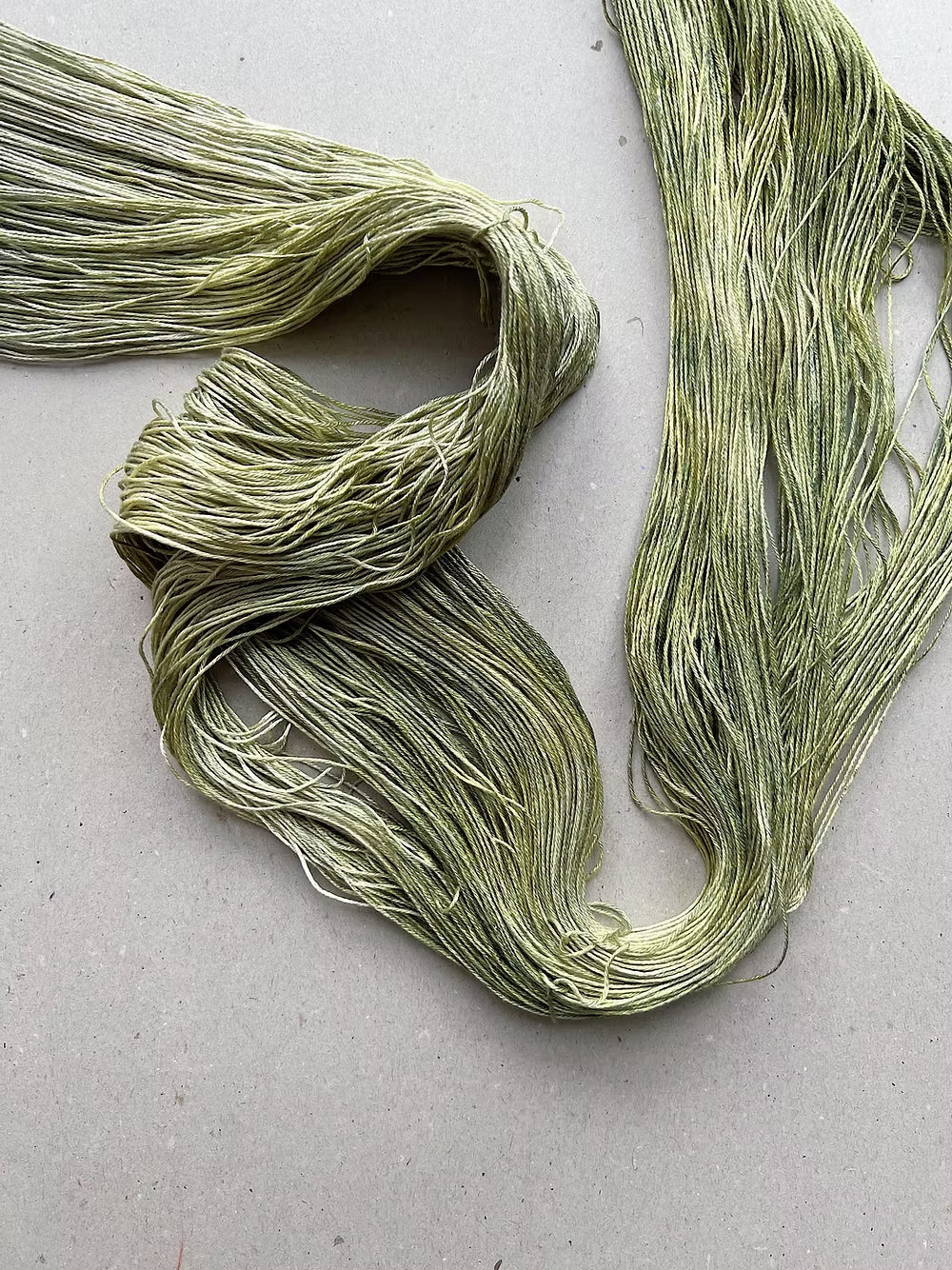 Thelma - Silk - MOSS