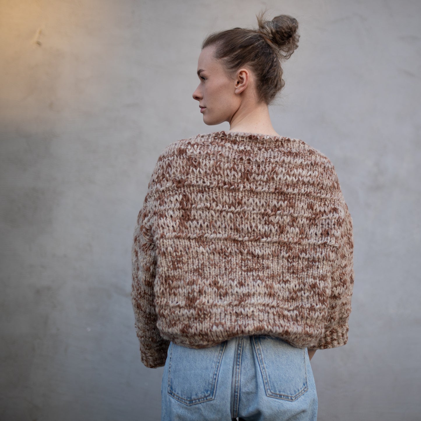 BonBon DANCE WITH SOMEBODY SWEATER