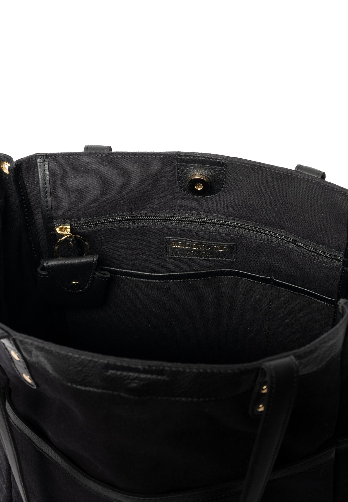 RE:DESIGNED Project 21 – Black/Gold