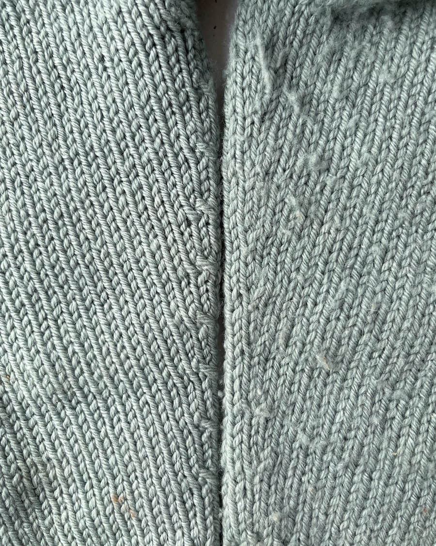 REFRESH YOUR KNIT WITH PETITEKNIT - Lint Remover