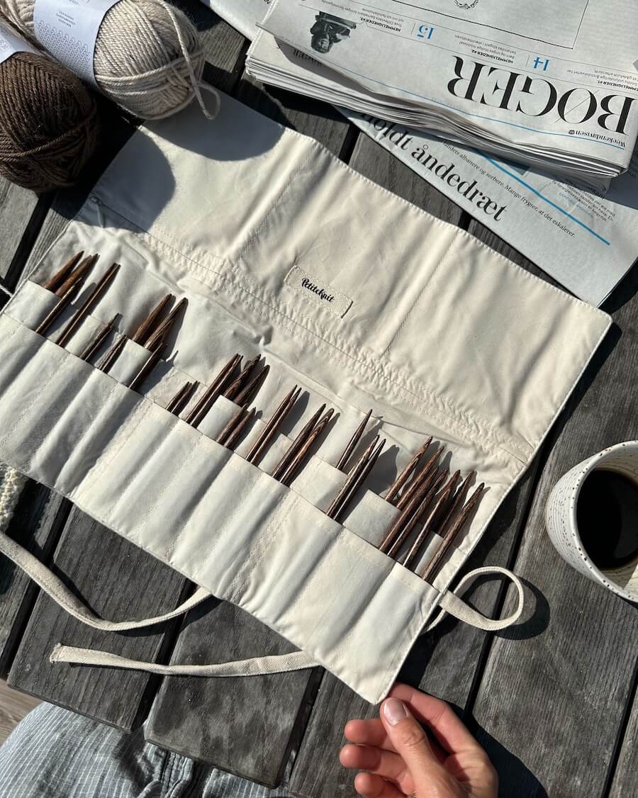 Knitter's Needle Case til udskiftelige rundpinde - PetiteKnit