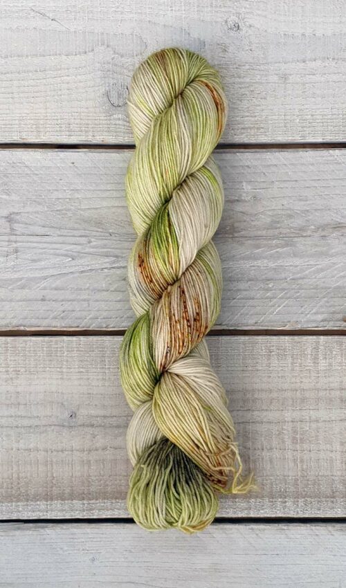 Vatnsnes Yarn - Merino Fingering - Easy