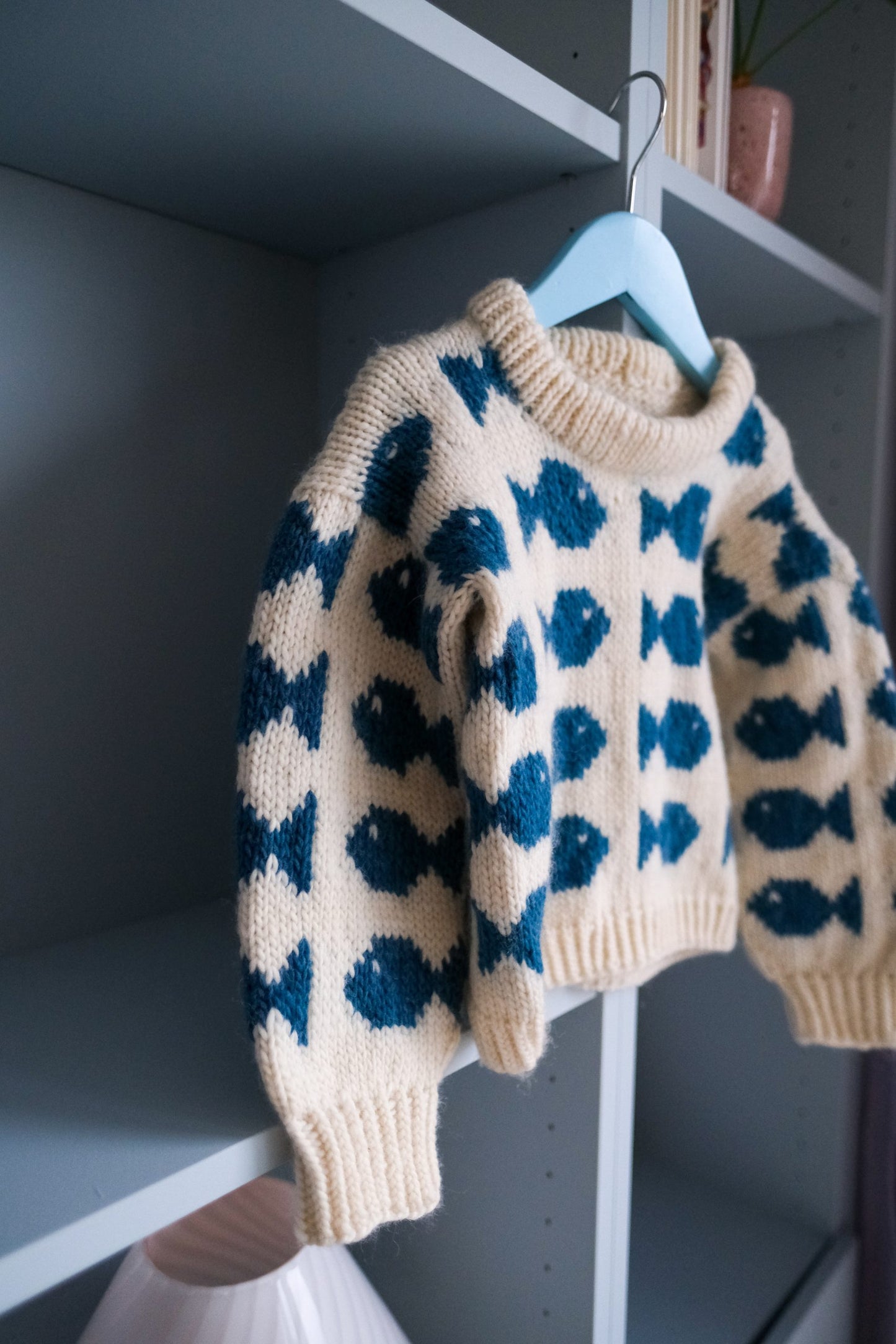 Fishy Sweater KIDS - gratis sammen med garn