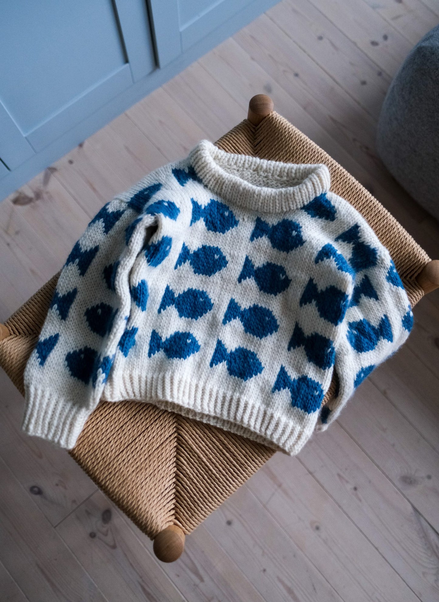 Fishy Sweater KIDS - gratis sammen med garn