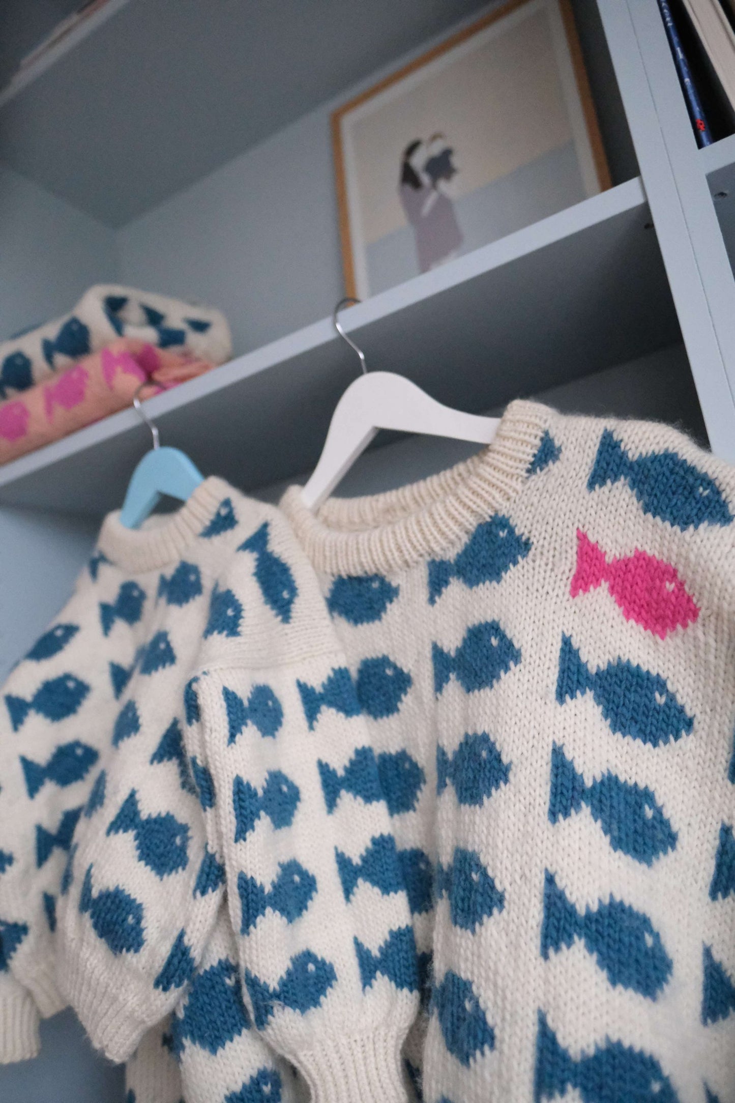 Fishy Sweater - DAME - gratis sammen med garn