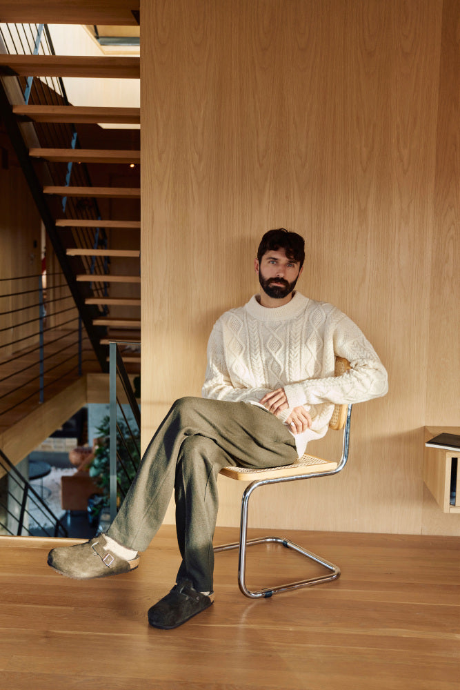 🧵❄️  Sølve Arangenser til Herre – Klassisk flettegenser i Rauma Finull  | STRIKKEKIT |