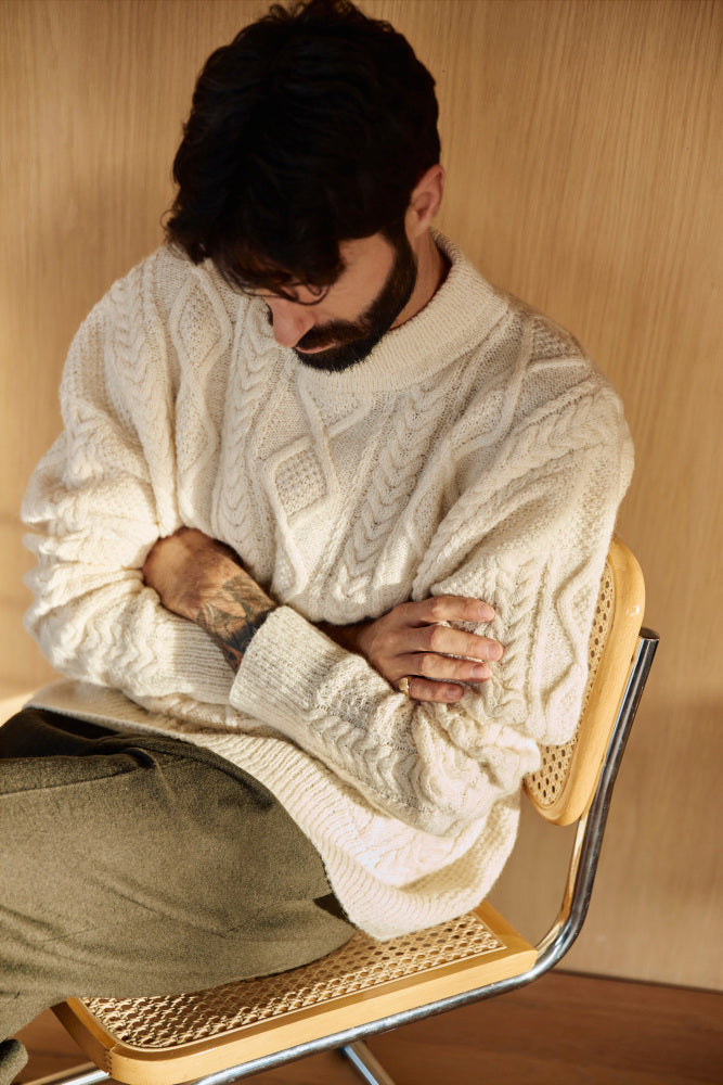 🧵❄️  Sølve Arangenser til Herre – Klassisk flettegenser i Rauma Finull  | STRIKKEKIT |