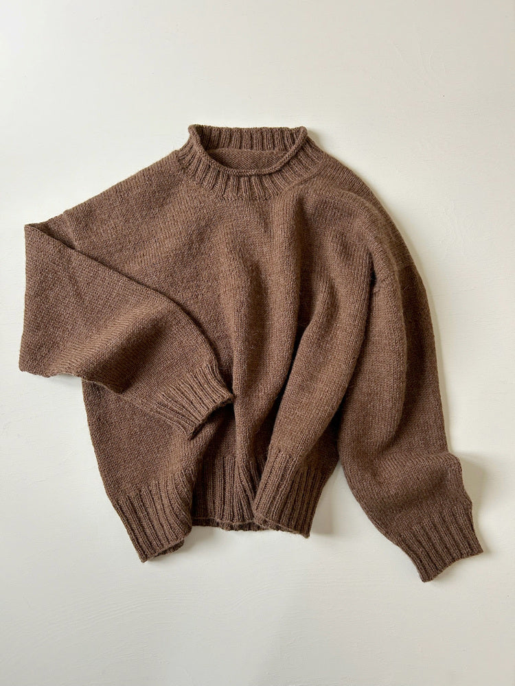 🌿🌸 Strikkekit Liva Vårgenser – Let, boxy sweater med European Shoulder i Rauma Mitu