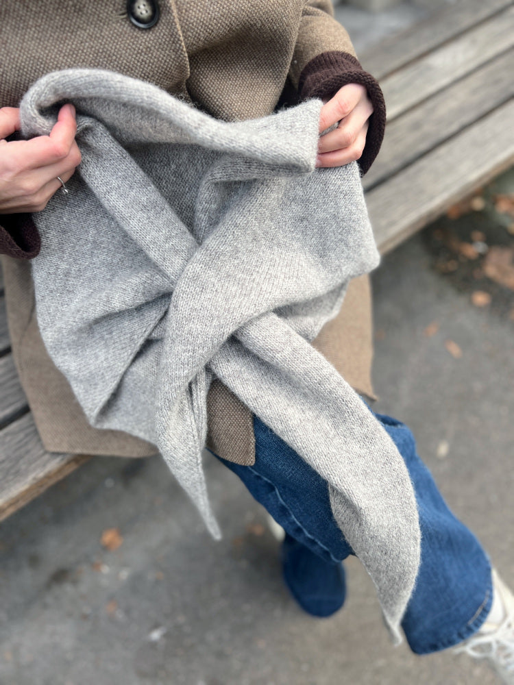 🧶✨ Garnkit til Magdalenasjal – Rauma Finull | Elegant trekantsjal