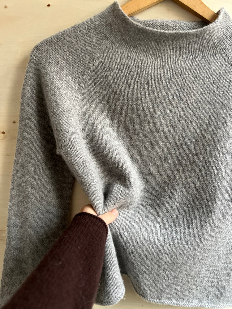 Lun Lenibluse – Opskrift & Garn - Elegant og feminin raglanbluse 🧶🤍