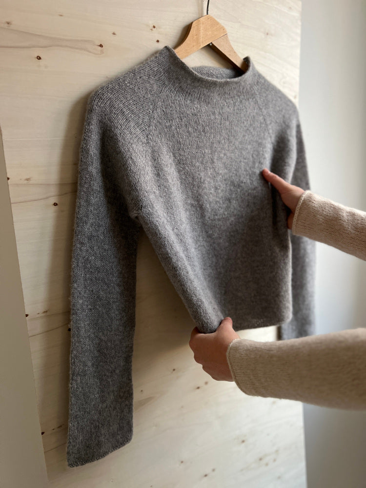 Lun Lenibluse – Opskrift & Garn - Elegant og feminin raglanbluse 🧶🤍