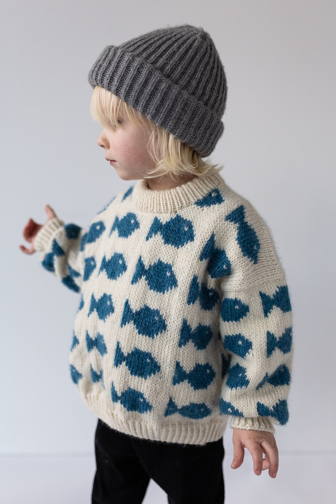 Fishy Sweater KIDS - gratis sammen med garn