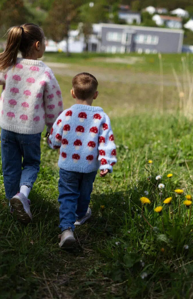 BonBon Svampesweater – Blød børnesweater med hyggeligt svampemønster 🍄🧶