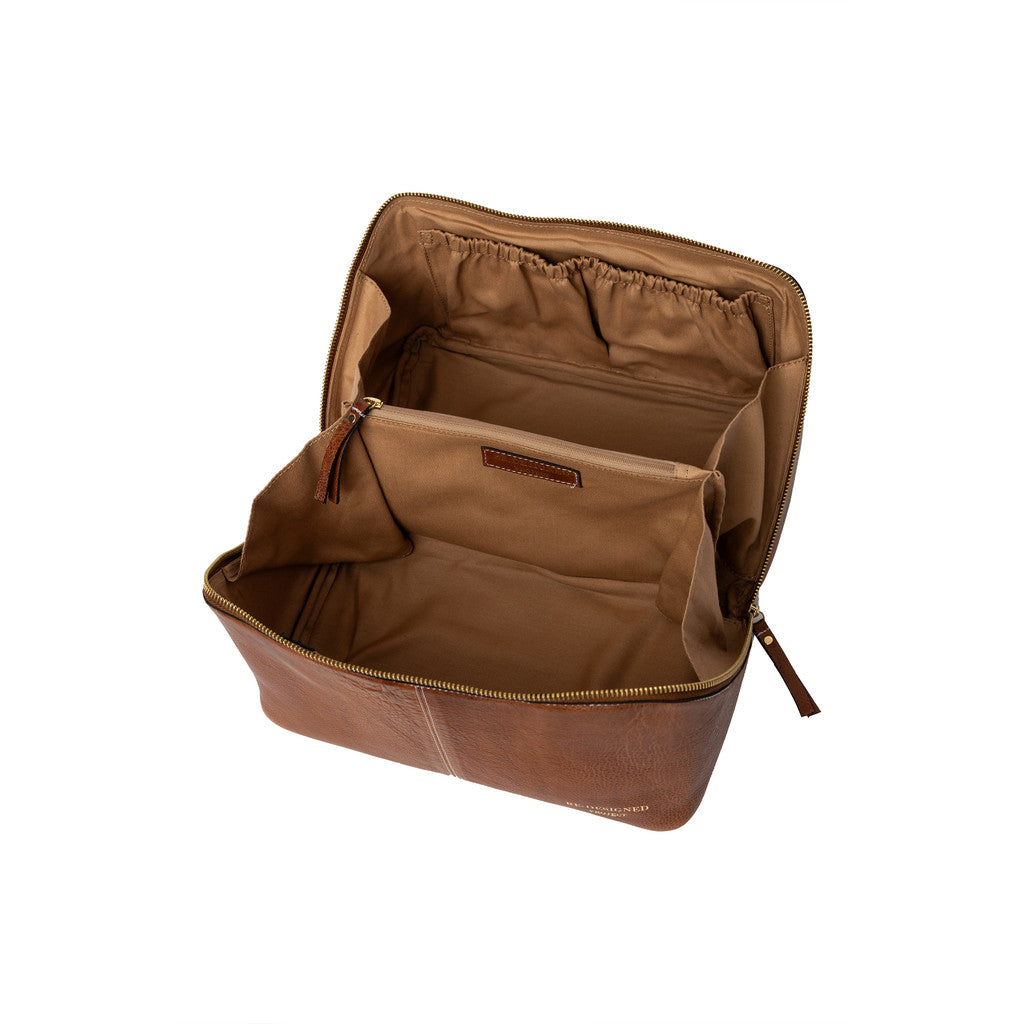 RE:DESIGNED Project 10 – Color: Walnut/Gold