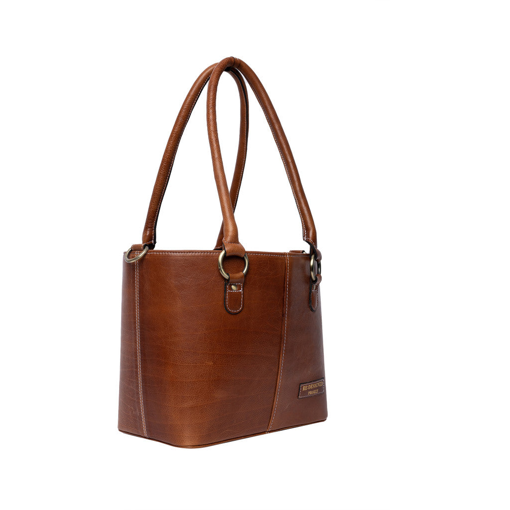 RE:DESIGNED Project 106 – Color: Walnut