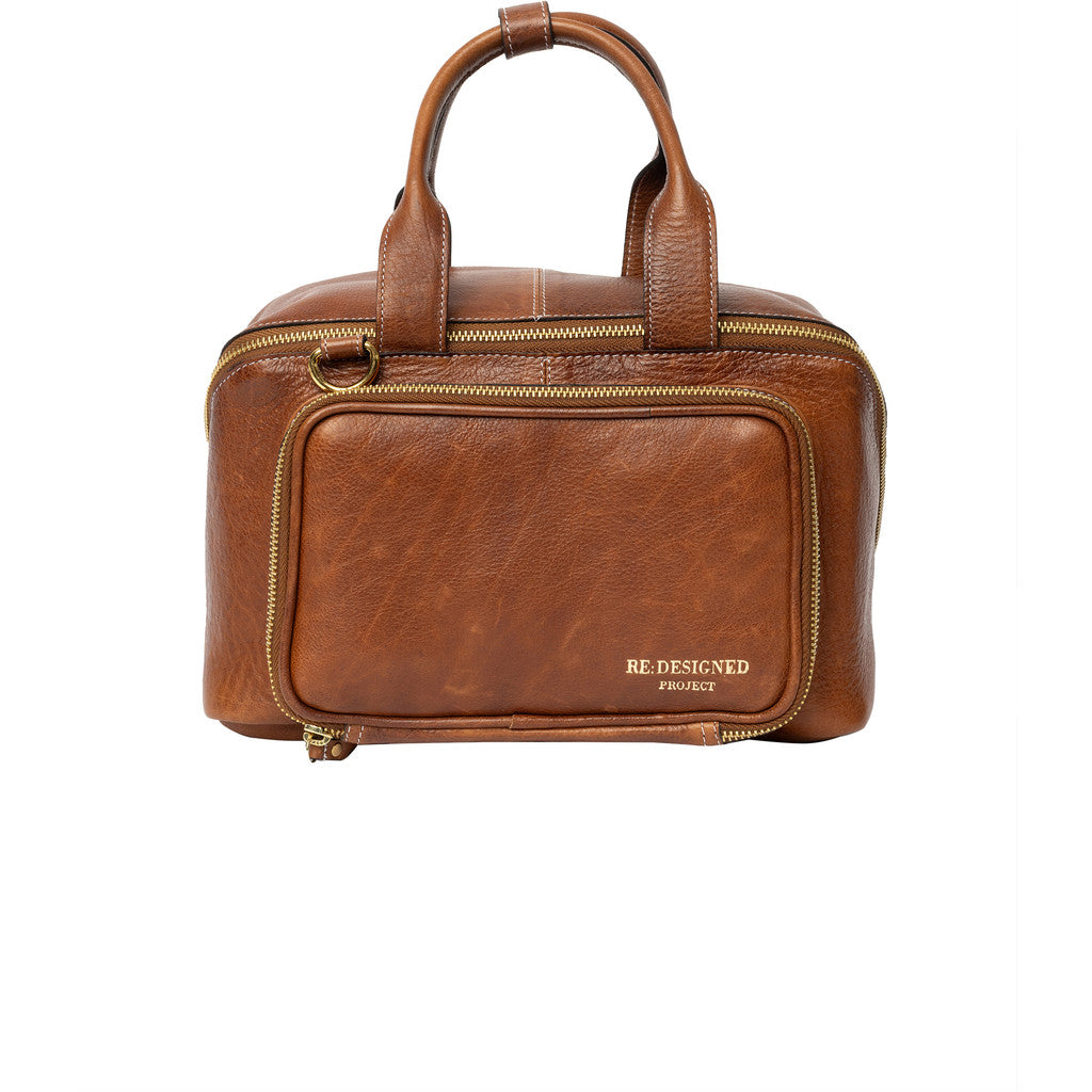 RE:DESIGNED Project 39 – Color: Walnut/Gold