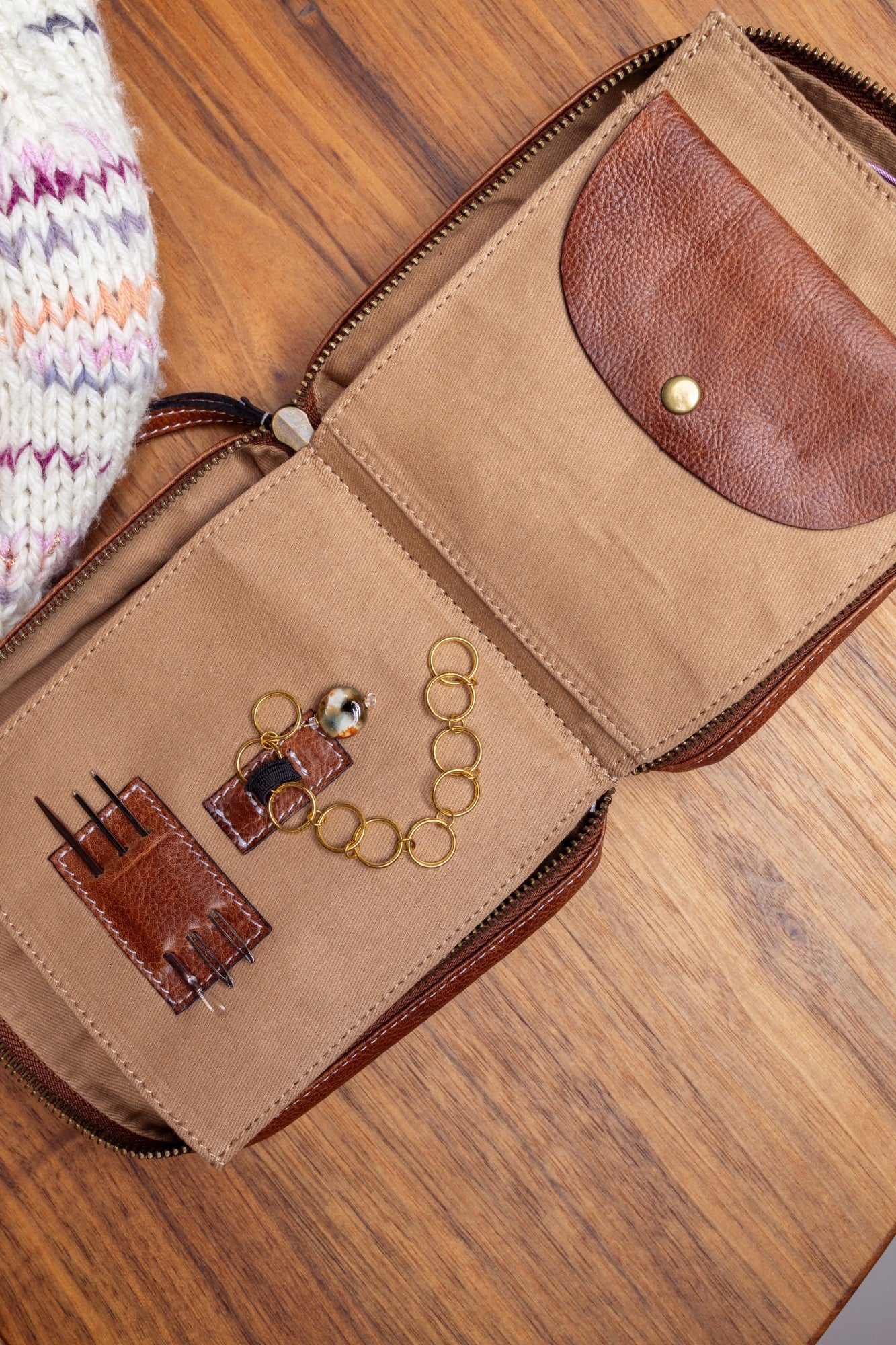 RE:DESIGNED Project 83 – Color: Walnut
