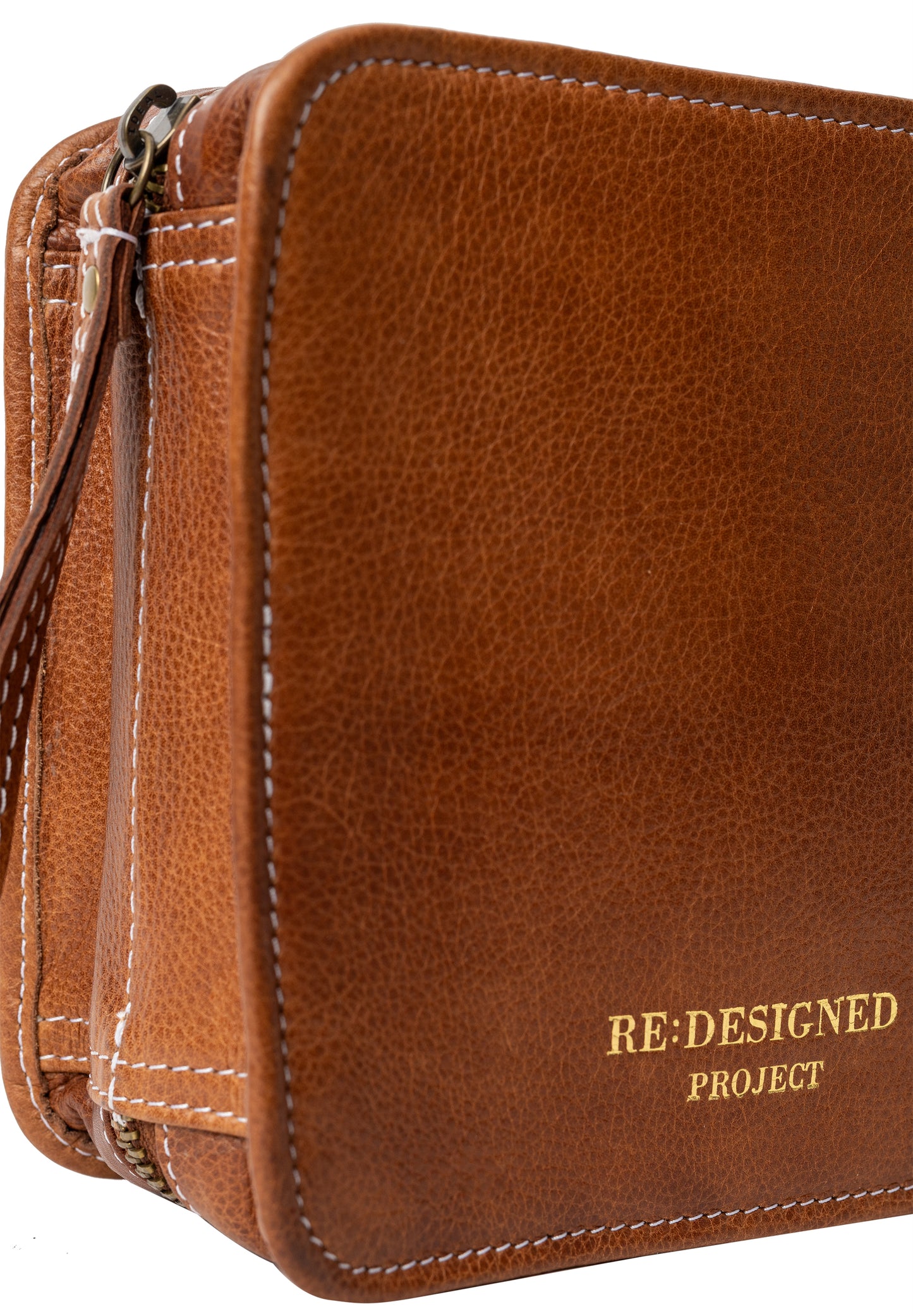 RE:DESIGNED Project 83 – Color: Walnut