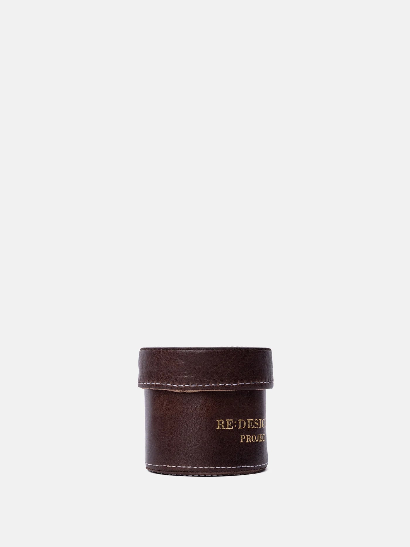RE:DESIGNED Project 47 – Color: Woodsmoke – Opbevaring til tilbehør