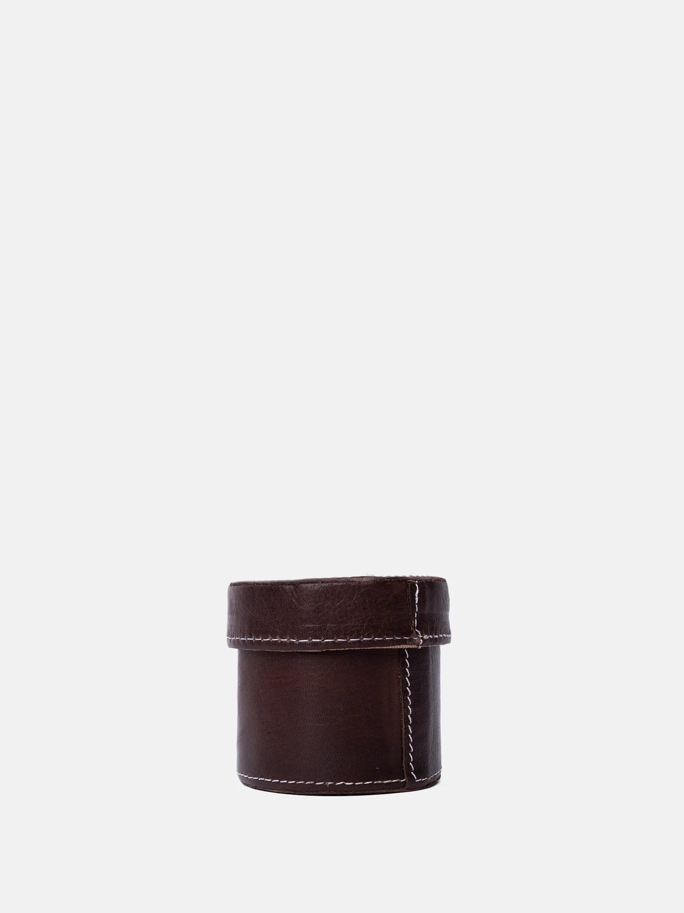 RE:DESIGNED Project 47 – Color: Woodsmoke – Opbevaring til tilbehør