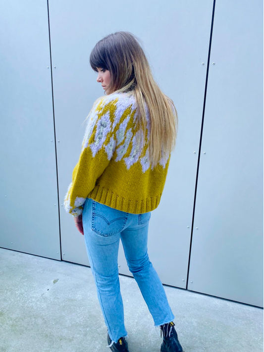 Yolandi sweater