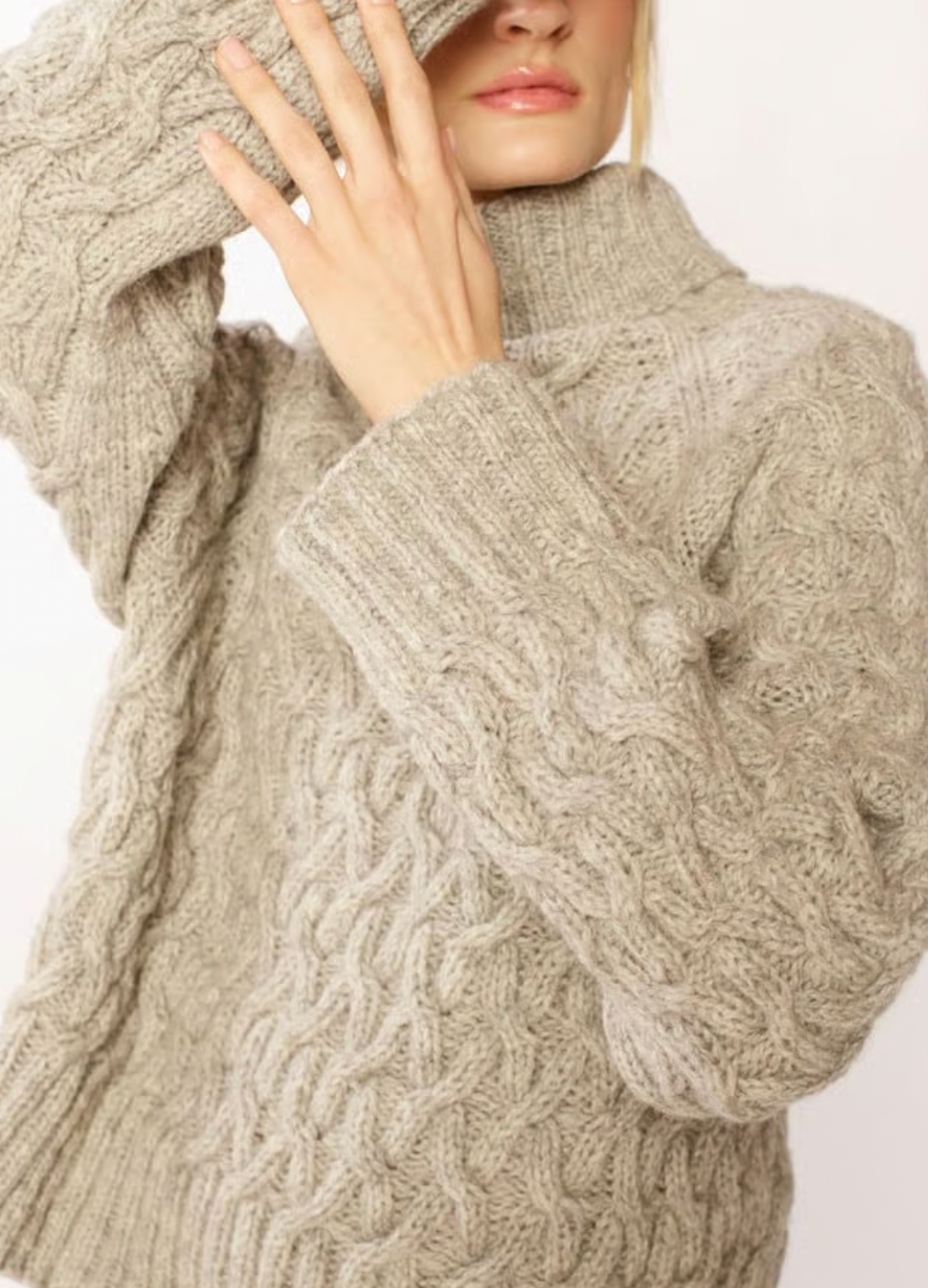 🧶 Florens flettegenser – STRIKKEKIT