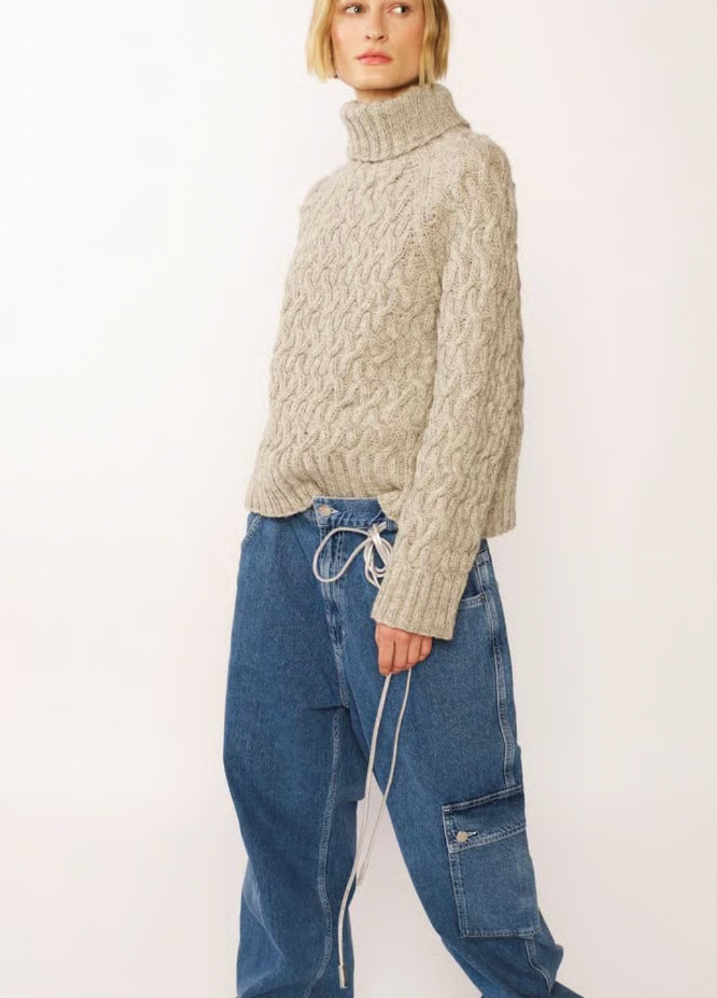 🧶 Florens flettegenser – STRIKKEKIT