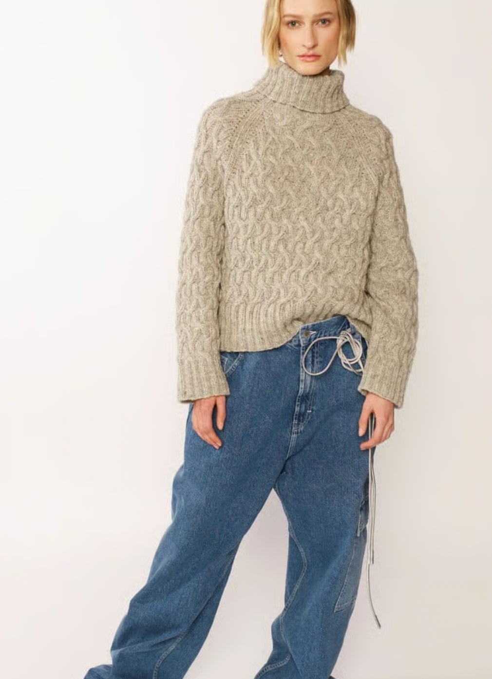 🧶 Florens flettegenser – STRIKKEKIT