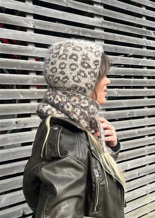 🌿 Thelma Hoodie – luksus, lethed og håndfarvet skønhed ✨ STRIKKEKIT