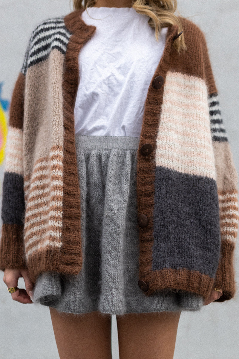 Side by Side Cardigan - Opskrift - Fluff tyk mohairgarn