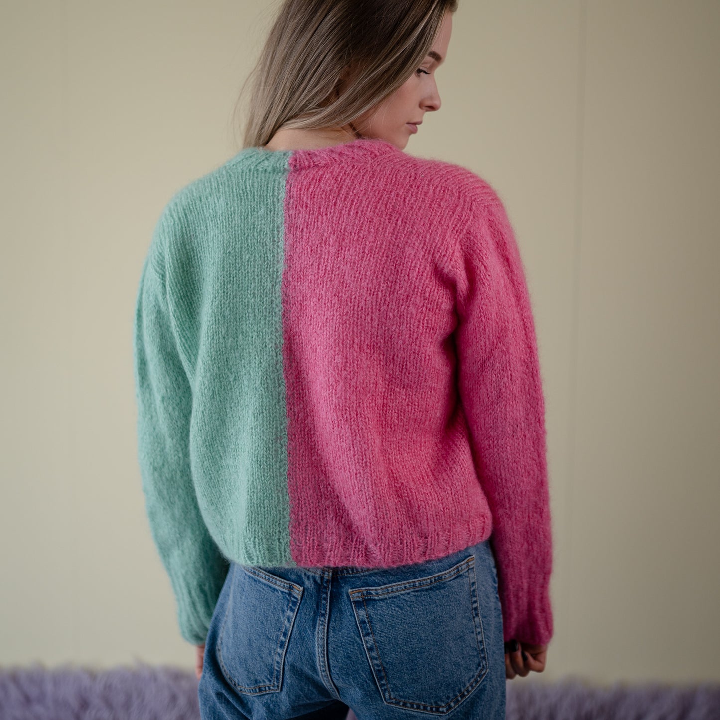 Side by Side Cardigan - Opskrift - Fluff tyk mohairgarn