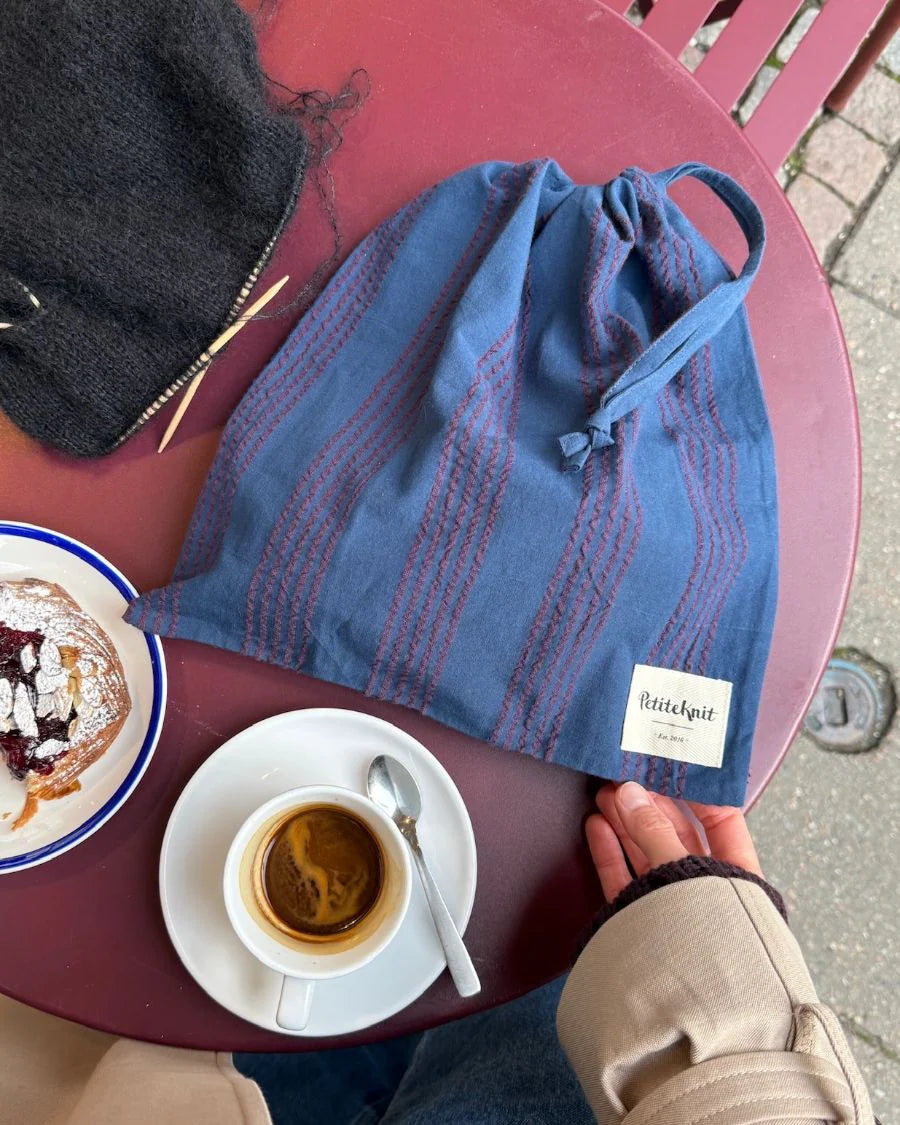 Knitter’s String Bag - Night Shadow- PetiteKnit