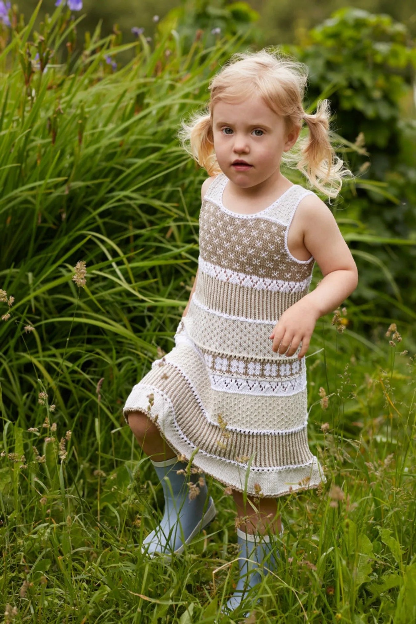 Petrinekjole - i Pandora fra Rauma - opskrift 456-1