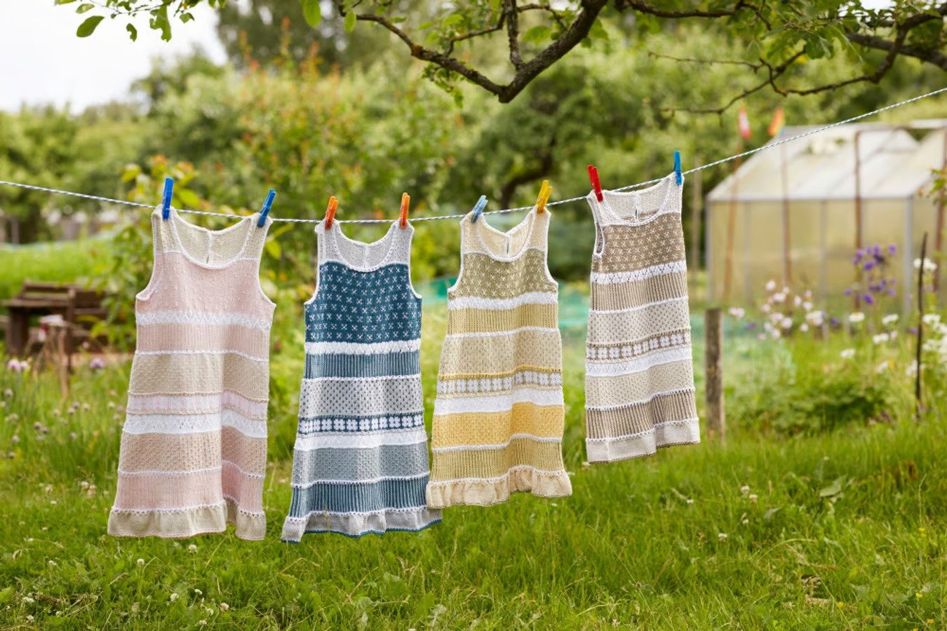 Petrinekjole - i Pandora fra Rauma - opskrift 456-1