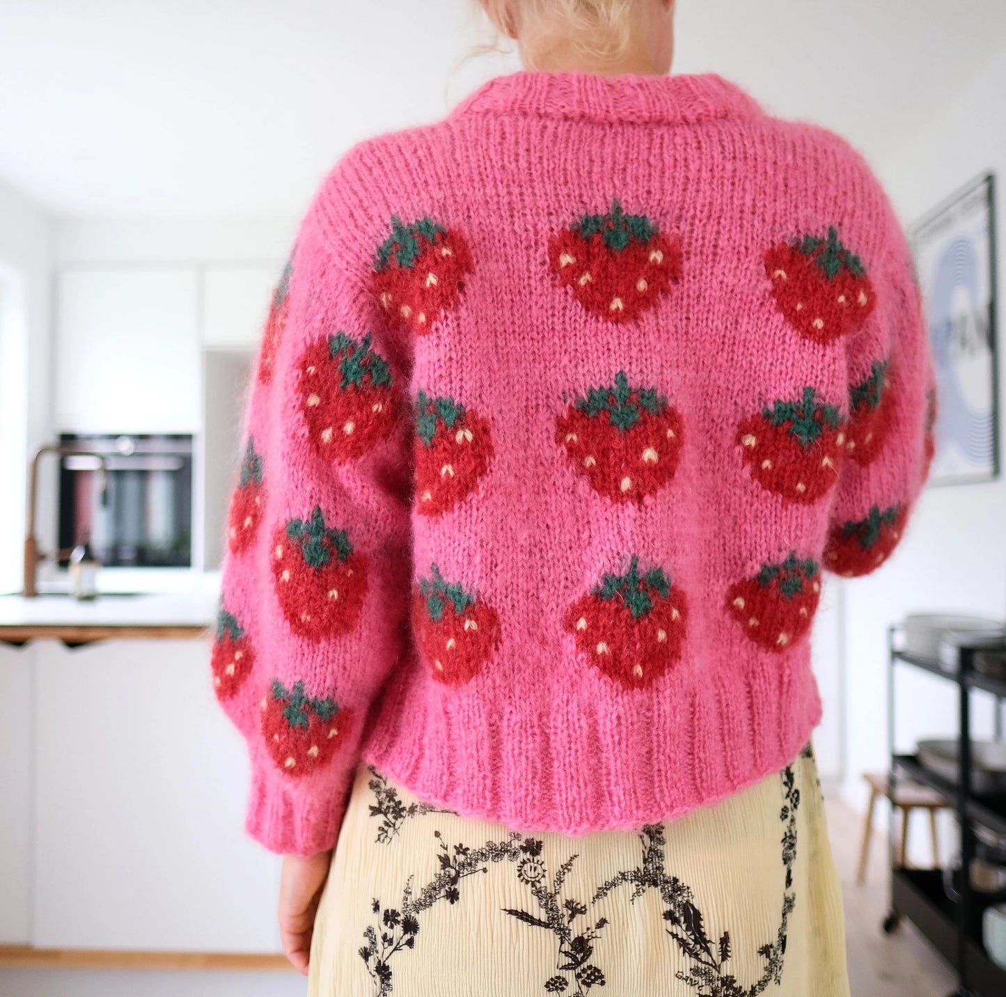 Hipknitshop Fruity Sweater Strawberry, voksen - Strikke Kit